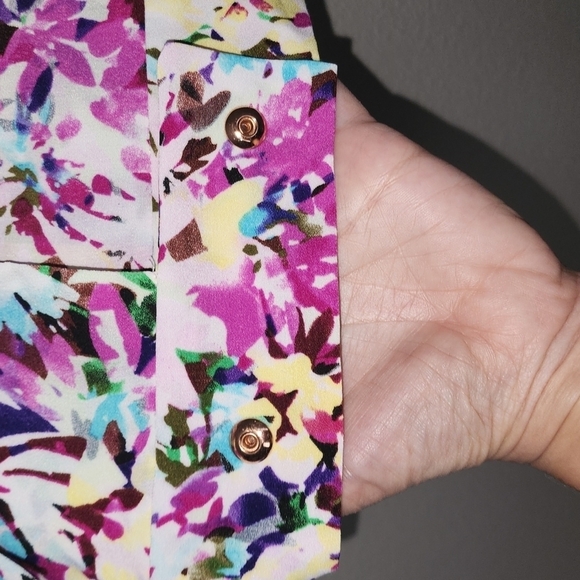 CAbi Eden Floral Multicolor Shortsleeve Wrap Top - Picture 10 of 10